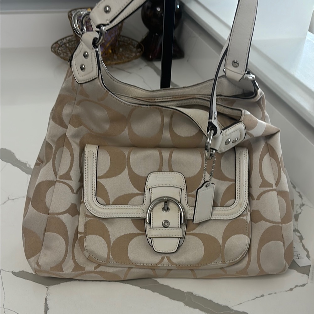 Coach Beige and Cream Shoulder Bag - Picture 10 of 11